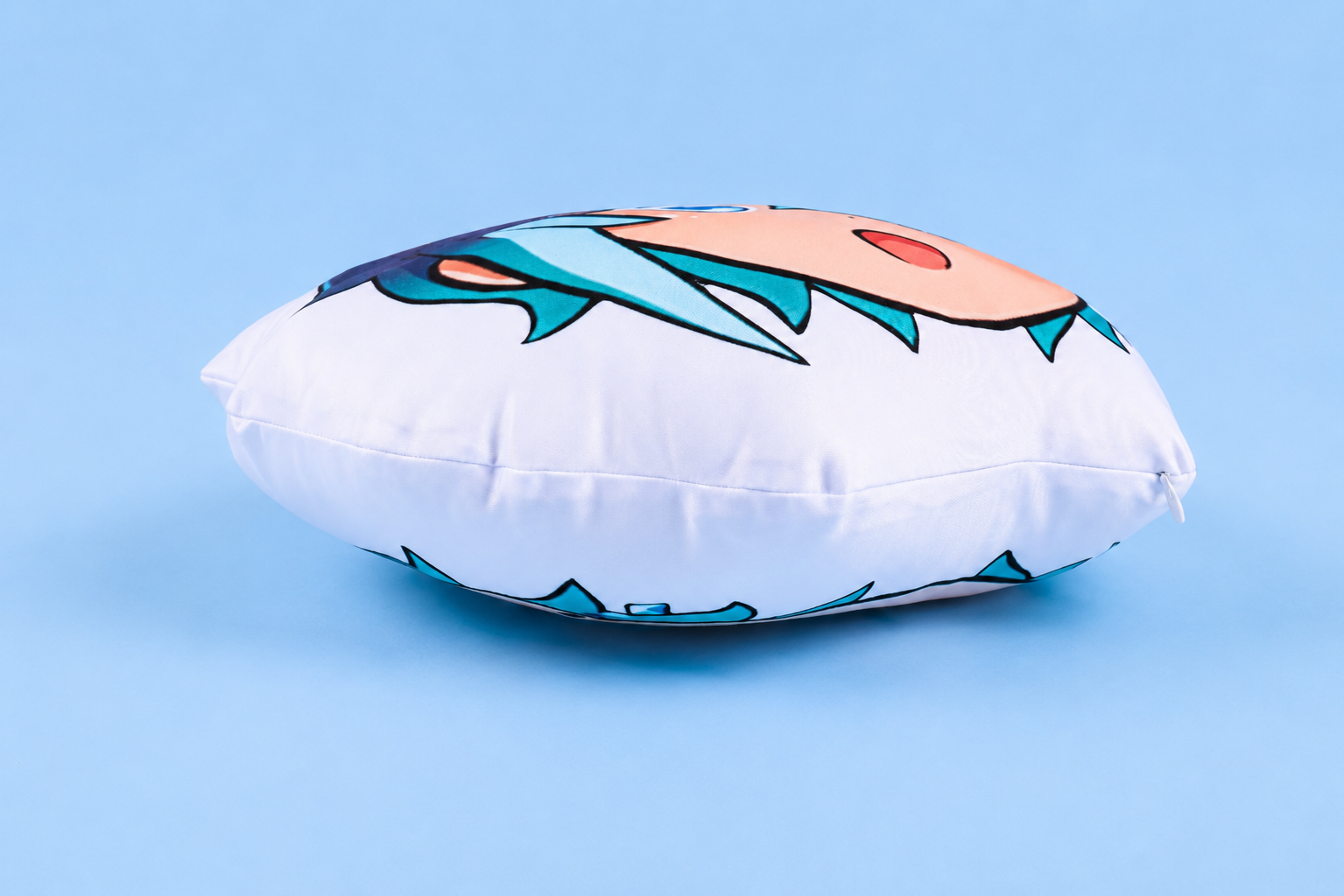 Niyeko Throw Pillow - Image 2